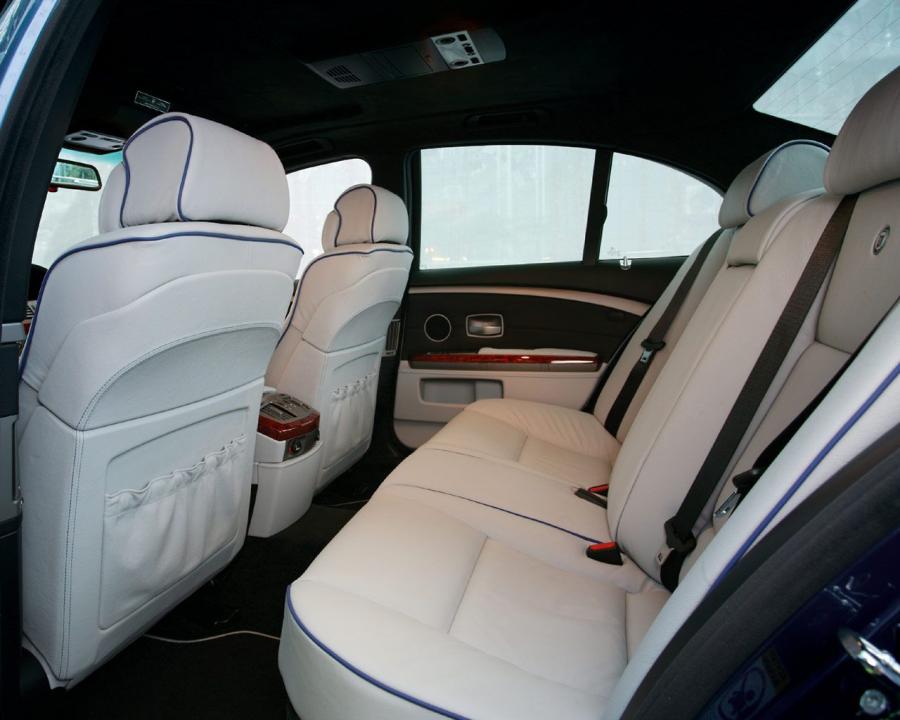 Интерьер Alpina B7 (E65) 2005 года  (фото 3 из 24)